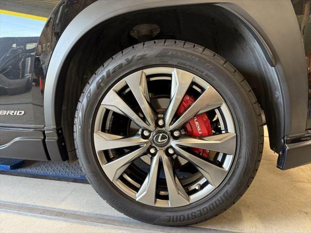 【ホイールコーティング】　ＵＸ　コーティング　ホイール洗浄　お値打ち　安い　代車無料　オリーブカーズ　三重県　四日市市