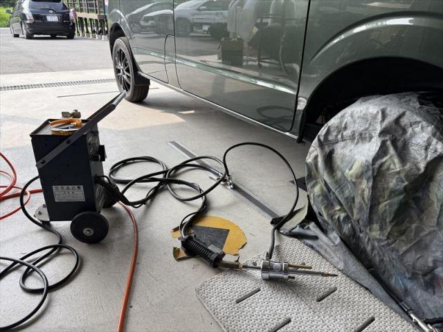 【側面修理②】　エブリイ　保険修理　車両保険　板金　塗装　水性塗料　側面修理　キズ修理　へこみ修理　オリーブカーズ　三重県　四日市市