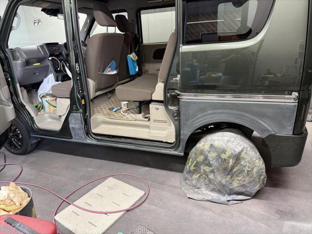 【側面修理②】　エブリイ　保険修理　車両保険　板金　塗装　水性塗料　側面修理　キズ修理　へこみ修理　オリーブカーズ　三重県　四日市市