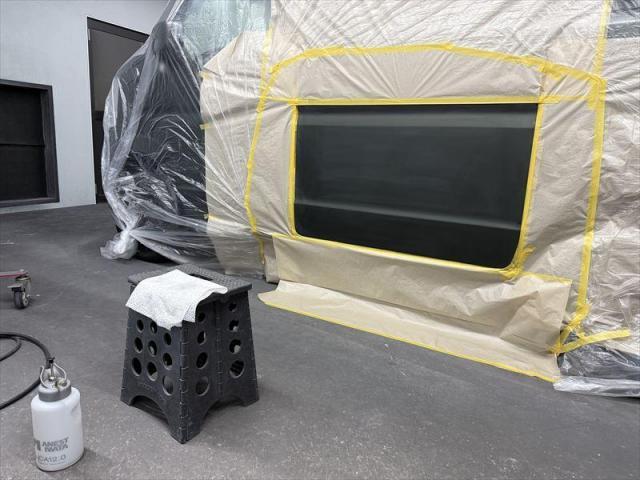 【側面修理②】　エブリイ　保険修理　車両保険　板金　塗装　水性塗料　側面修理　キズ修理　へこみ修理　オリーブカーズ　三重県　四日市市