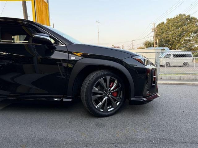 【ボディコーティング】レクサス　ＵＸ　アークバリア21　コーティング　ガラスコーティング　洗車　アーチモール塗装　ラプター　お値打ち　安い　代車無料　オリーブカーズ　三重県　四日市市