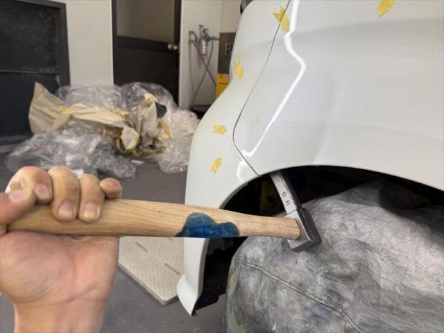 【左フロント修理②】　スペーシアカスタム　保険修理　フロントバンパー　フロントフェンダー　キズ修理　へこみ修理　板金　塗装　水性塗料　オリーブカーズ　三重県　四日市市