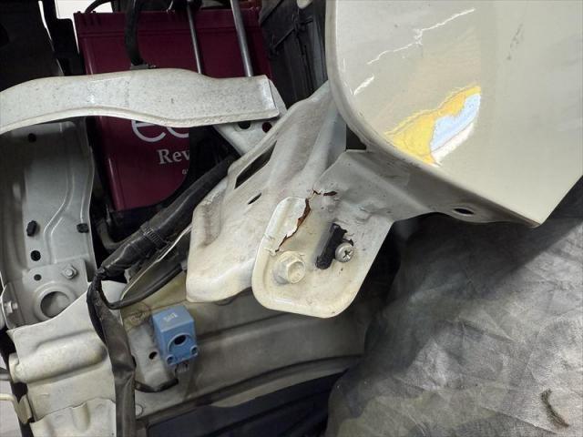 【左フロント修理②】　スペーシアカスタム　保険修理　フロントバンパー　フロントフェンダー　キズ修理　へこみ修理　板金　塗装　水性塗料　オリーブカーズ　三重県　四日市市