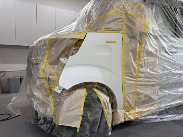 【左フロント修理②】　スペーシアカスタム　保険修理　フロントバンパー　フロントフェンダー　キズ修理　へこみ修理　板金　塗装　水性塗料　オリーブカーズ　三重県　四日市市