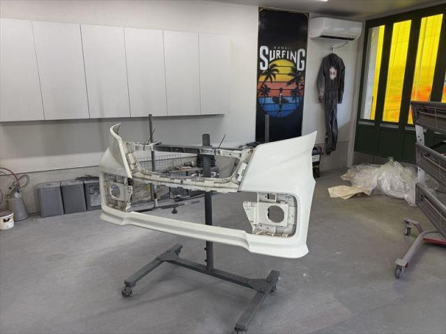 【左フロント修理③】　スペーシアカスタム　保険修理　フロントバンパー　フロントフェンダー　キズ修理　へこみ修理　板金　塗装　水性塗料　オリーブカーズ　三重県　四日市市