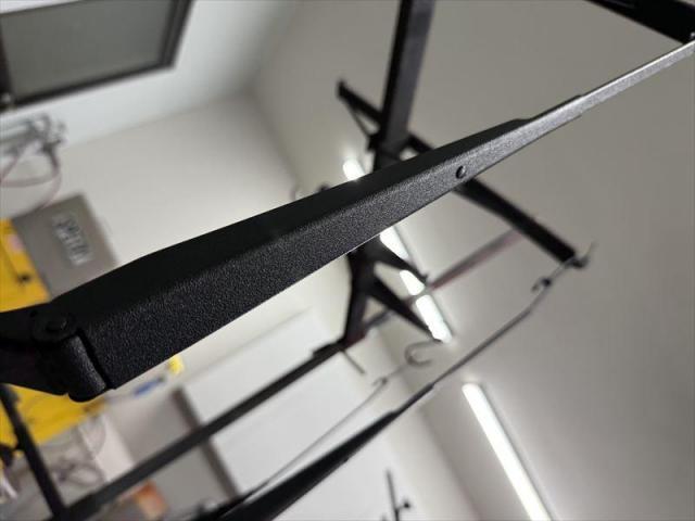 【ラプターライナー塗装】　ボンゴバン　ラプター　塗装　ルーフ塗装　ワイパーアーム塗装　ミラーカバー塗装　カスタム　クリア剥がれ　塗装剥がれ　代車無料　オリーブカーズ　三重県　四日市市