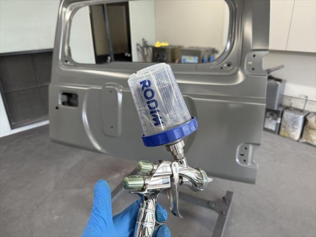 【リア修理②】　ジムニー　JB64　追突被害　保険修理　リアゲート交換　ホイール　タイヤ　交換　塗装　キズ修理　へこみ修理　オリーブカーズ　三重県　四日市市