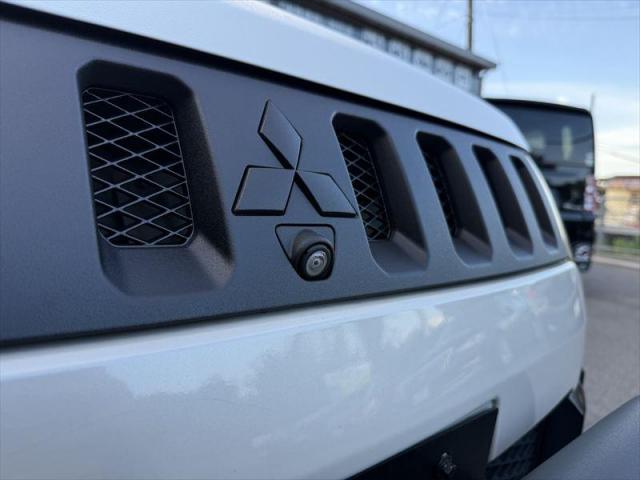 【ラプターライナー塗装】　ラプター　塗装　キズに強い　おしゃれ　カスタム　ホンダ　トヨタ　日産　ダイハツ　スズキ　マツダ　車種問いません　LINEでお問い合わせください　オリーブカーズ　三重県　四日市市