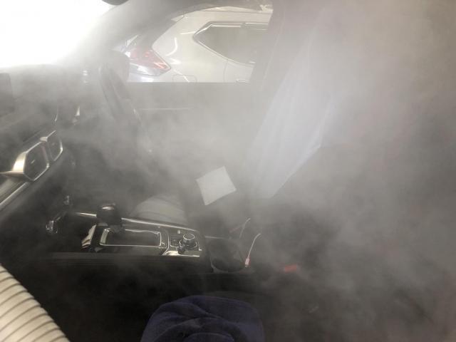 福岡　カーエアコンクリーニング　マツダCX-5　エバポレーター洗浄　車のエアコン臭いカビ臭　酸っぱい臭いなど　エアコン内部エバポレーター洗浄で