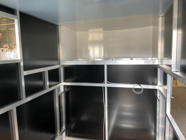 軽トラ荷台寸法自在　アルミフレーム　軽トラ荷台アルミフレーム荷箱
ワンオフで制作　軽トラキッチンカー　キャンピングカー　