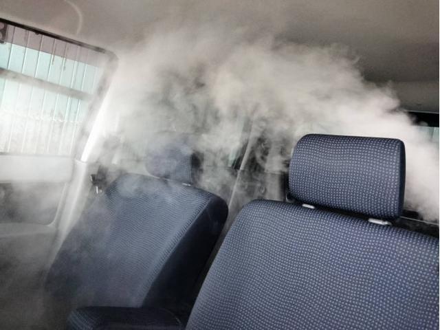 福岡県車のエアコン臭いエバポレーター洗浄、カーエアコンクリーニング
施工時の画像もお渡しします。
