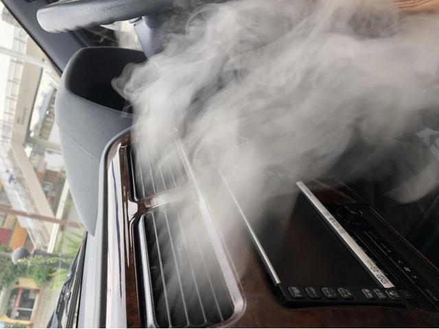 沖縄までも車のエアコン内部エバポレーター洗浄可能になりました。車のエバポレーター洗浄でカーエアコン内部の汚れカビを綺麗にします。95プラドエバポレーター洗浄