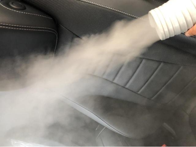 沖縄から北海道までベンツ車のエアコンクリーニングエバポレータ洗浄可能です
今回はベンツE450のカーエアコン内部エバポレーター洗浄東京での施工。
沖縄のベンツエアコン臭いも解決