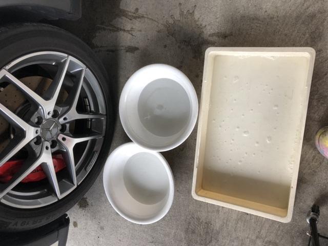 沖縄エアコン臭い カーエアコンクリーニングベンツ沖縄 沖縄のお客様にもカーエアコンクリーニング可能です 当社スタッフが施工にお伺い
カーエアコンの原理原則を理解している全国のスタッフがお伺いします