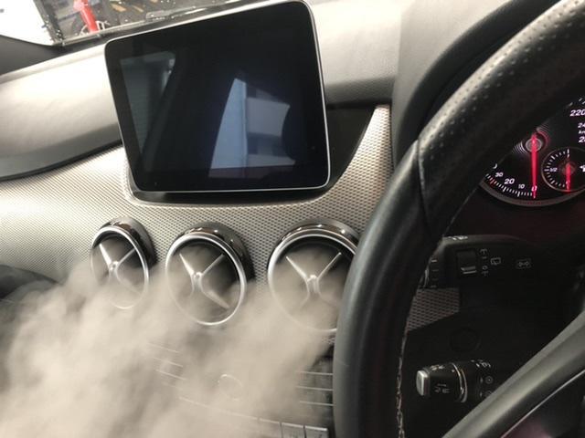カーエアコンクリーニング埼玉県のお客様メルセデスベンツエアコンクリーニング車内
の空気を快適に　　メルセデスベンツエバポレーター洗浄埼玉県　エバポレーター洗浄埼玉県