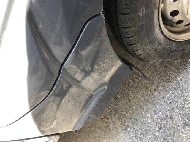 車キズ直し鈑金塗装東京都港区のお客様ご来店 車のキズ凹みなどもご相談ください