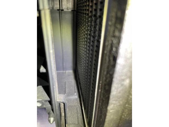 ランドクルーザー車のエアコン洗浄でカーエアコンからの風を快適に
全国出張施工可能愛知県岐阜県三重県静岡県など整備士でもあるイエローおじさんがお伺いします。車のエアコン洗浄料金エバポレーター洗浄料金カーエアコン洗浄料金比較