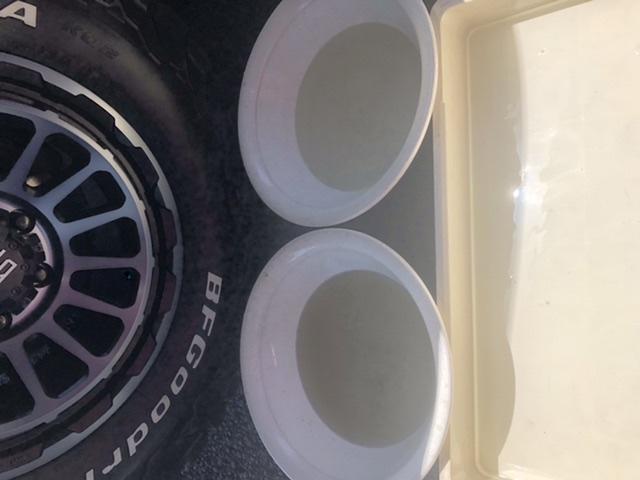 埼玉県カーエアコン洗浄料金はお客様へお伺いしても車内エバポレーター洗浄ダクト内除菌車内除菌セットで33000円。　カーエアコン洗浄料金比較輸入車38500円。