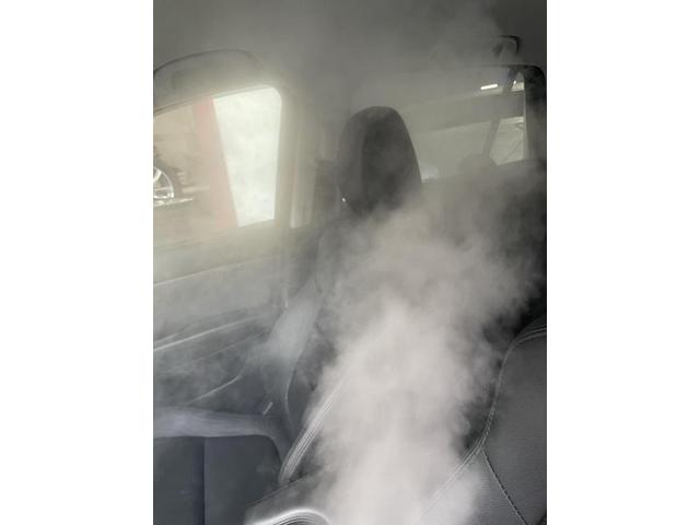 マツダCX-5カーエアコン洗浄でエアコンにおいの原因エバポレーターを本格的に洗浄
カーエアコンクリーニング株式会社愛車のエアコン掃除屋さんでは内視鏡付き洗浄工具と当社オリジナル工具で本格的に