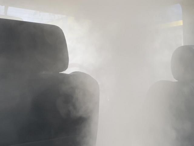 車のエアコンにおい、エアコンからホコリが、エアコンの風が弱いなどの原因の一つをカーエアコン内部エバポレーター洗浄でカーエアコンメンテナンスすることにより改善78プラドKZJ78 茨城県つくば市車のエアコンエバポレーター洗浄
全国お伺い