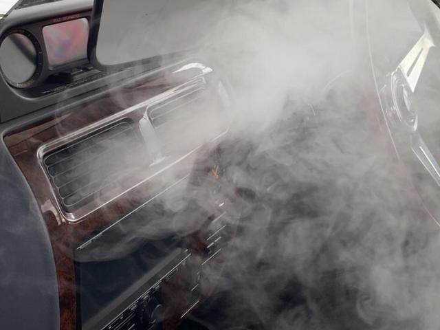 車の大掃除を早めに依頼　夏頑張ってくれたカーエアコンを
内視鏡一体型洗浄工具で見ながら本格的に洗浄だ　車のエアコン臭い　車のエアコン汚れ　エバポレーターのホコリ　エバポレーターのつまりを本格的に洗浄可能
全国施工可能です。