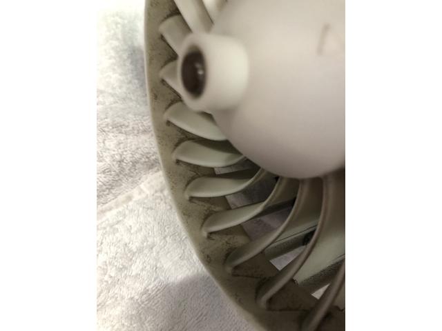 エアコン臭いメルセデスベンツ　メルセデスベンツエアコンメンテナンス　車のエアコン洗浄　千葉県野田市エバポレーター洗浄Ｃクラス　クリーニング・清掃　カーエアコンクリーニング料金