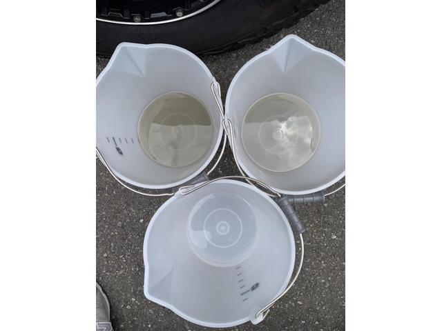 全国施工可能　出張費用もかかりません　中古車エアコン洗浄　中古車エアコン臭い　
カーエアコン洗浄専門業者　　エバポレーター洗浄を本格的に　ＦＪクルーザー　カーエアコンクリーニング