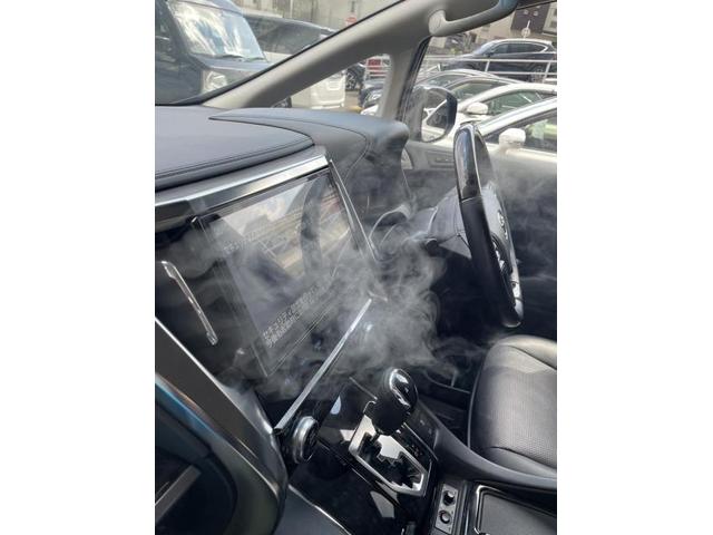 車のエアコン洗浄専門業者　愛車のエアコン掃除屋さん評判　車のエアコン内部を専門工具でみながら、エバポレーター洗浄　ヴェルファイア　クリーニング・清掃　カーエアコン洗浄費用料金
全国施工可能