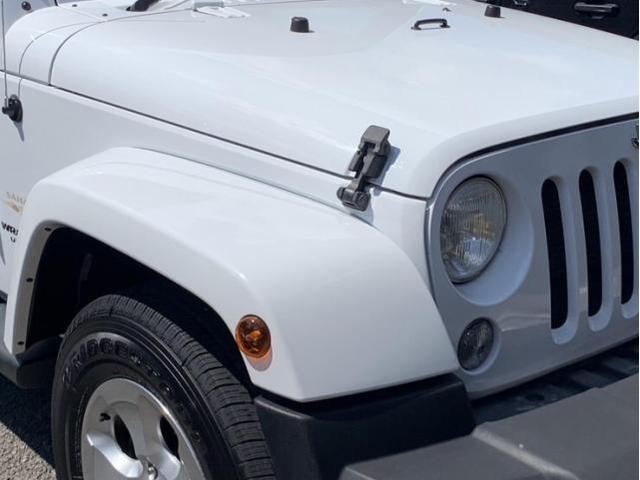 アメ車のエアコン効き アメ車エアコン洗浄 アメ車エバポレーター洗浄
車のエアコン内部を本格的に洗浄 愛車のエアコン掃除屋さん作業実績多数掲載中 
ジープ・ラングラー カーエアコンクリーニング料金 カーエアコンん洗浄費用