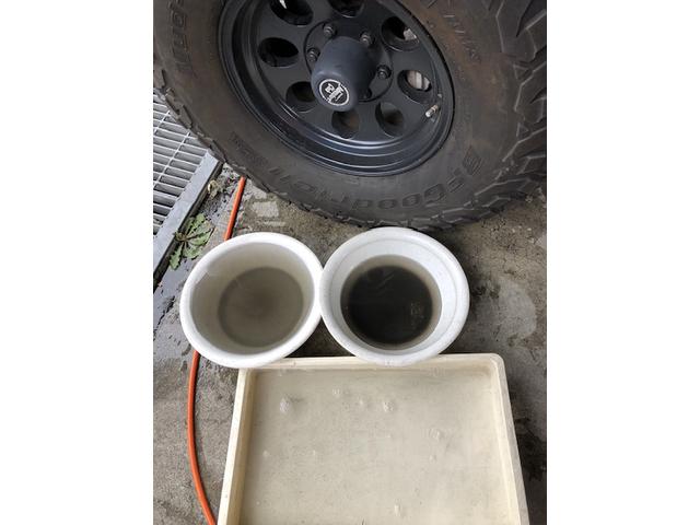 車のエアコンメンテナンス　カーエアコンクリーニング　カーエアコン風が弱い　エバポレーター洗浄動画
カーエアコン洗浄専門業者　ランドクルーザー８０　クリーニング・清掃　ランドクルーザー