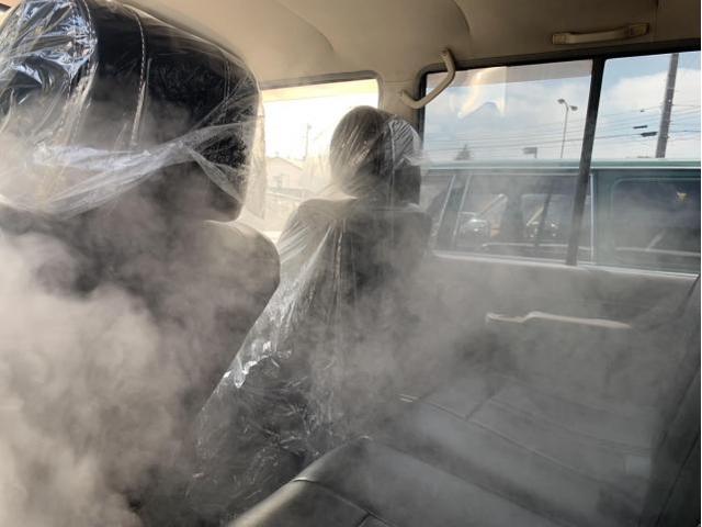 KZJ78エアコン　KZJ78　エバポレーター　車のエアコン内部　カーエアコン洗浄　ランドクルーザープラド　
エバポレーター洗浄　愛車のエアコン掃除屋さん