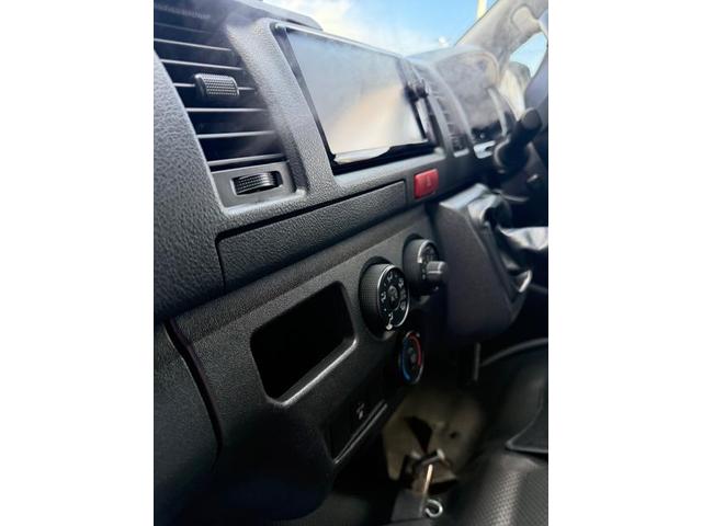 全国施工可能　車内においの原因　車内エアコンの臭い　車内　車の消臭　カーエアコン洗浄　花粉
ハイエース　クリーニング・エバポレーター洗浄