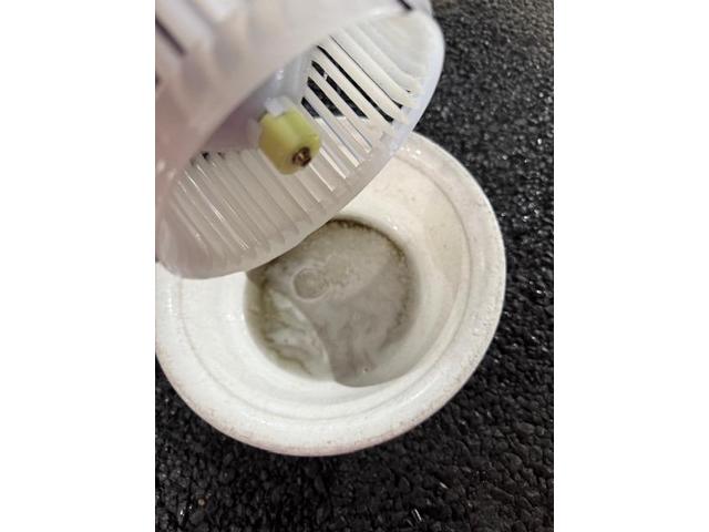 車の臭い対策　花粉対策　車の消臭　車のエアコン臭い　車のエアコンメンテナンスで
ドライブを快適に　ハイラックス　カーエアコンクリーニング　エバポレーター洗浄　カーエアコンクリニーング