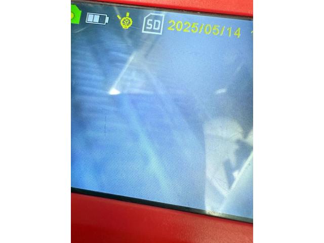 愛車のエアコン洗浄方法　愛車のエアコン臭い　愛車のエアコン掃除屋さんは内視鏡一体型洗浄工具オリジナル工具を使用　カーエアコンクリーニング　マツダ　ＭＡＺＤＡ３セダン　クリーニング　埼玉　千葉　東京　神奈川 