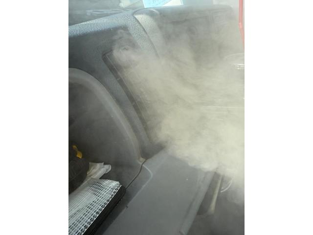 トラック　エアコン　風がでない　トラックのエアコン風量修理　エバポレーター詰まり　エバポレーター洗浄
愛車のエアコン掃除屋さん　カーエアコンクリーニング　三菱ふそう　キャンター　クリーニング・清掃　　エアコン修理
