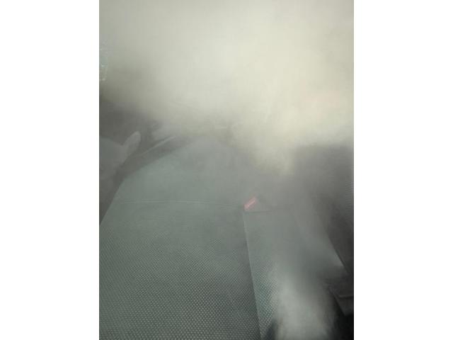 トラック　エアコン　風がでない　トラックのエアコン風量修理　エバポレーター詰まり　エバポレーター洗浄
愛車のエアコン掃除屋さん　カーエアコンクリーニング　三菱ふそう　キャンター　クリーニング・清掃　　エアコン修理
