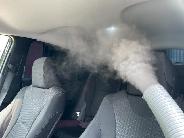 プリウス　エアコン修理　プリウスのエアコンが臭いんだ　カビ臭プリウスの原因はエバポレーターの設置の仕方にも関係してる　知らんけど　トヨタ　プリウス　クリーニング・清掃　福岡　名古屋　兵庫　大阪　東京　千葉　埼玉　群馬　茨城　神奈川