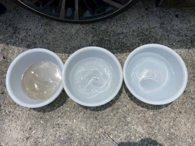 プリウス　エアコン修理　プリウスのエアコンが臭いんだ　カビ臭プリウスの原因はエバポレーターの設置の仕方にも関係してる　知らんけど　トヨタ　プリウス　クリーニング・清掃　福岡　名古屋　兵庫　大阪　東京　千葉　埼玉　群馬　茨城　神奈川