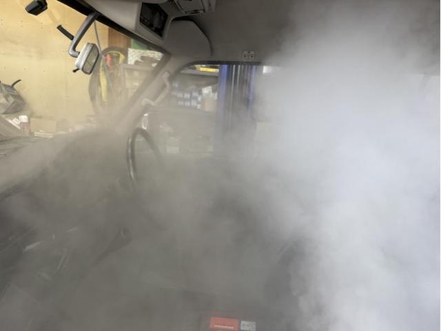 トヨタ　ランドクルーザー６０　クリーニング・清掃　
ランクル60のエアコン、気になりませんか？ランクル60オーナーの皆様、こんにちは！