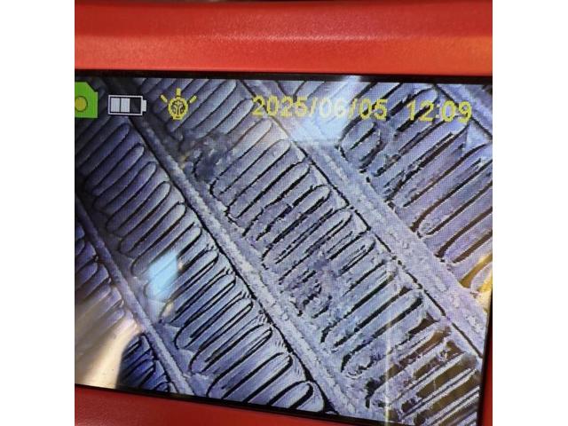 中古車の臭いのお悩み改善　中古車の臭い　エアコン臭い　車のエアコン内部洗浄　本格的なエバポレーター洗浄はカーエアコンクリーニング専門工具　エバポレーター洗浄専門工具　愛車のエアコン掃除屋さんトヨタ　ハイラックスサーフ　クリーニング・清掃