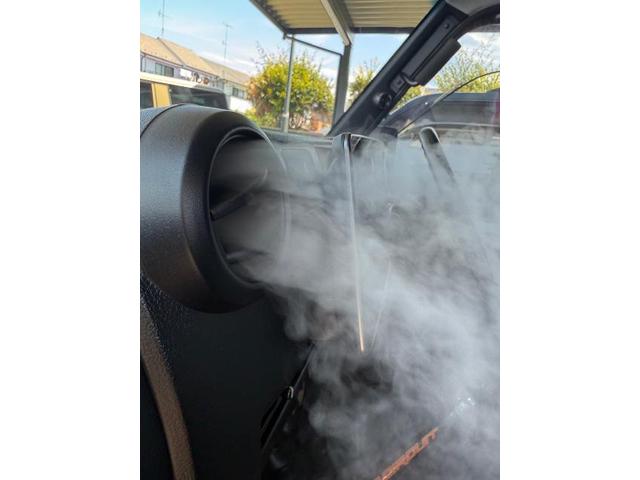 車のエアコンメンテナンス　エアコン効き改善　エバポレーター洗浄　トヨタ　ランドクルーザー７０　クリーニング・清掃　愛車のエアコン掃除屋さん