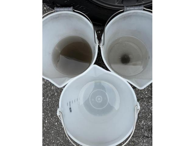 福岡　愛知　名古屋　静岡　東京　埼玉　千葉　茨城　沖縄　車のエアコン　エバポレーター洗浄　中古車の臭い　エバポレーター洗浄　トヨタ　ランドクルーザープラド　電装系修理　カーエアコンクリーニング株式会社