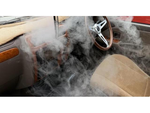 福岡　愛知　名古屋　静岡　東京　埼玉　千葉　茨城　沖縄　車のエアコン　エバポレーター洗浄　中古車の臭い　エバポレーター洗浄　トヨタ　ランドクルーザープラド　電装系修理　カーエアコンクリーニング株式会社