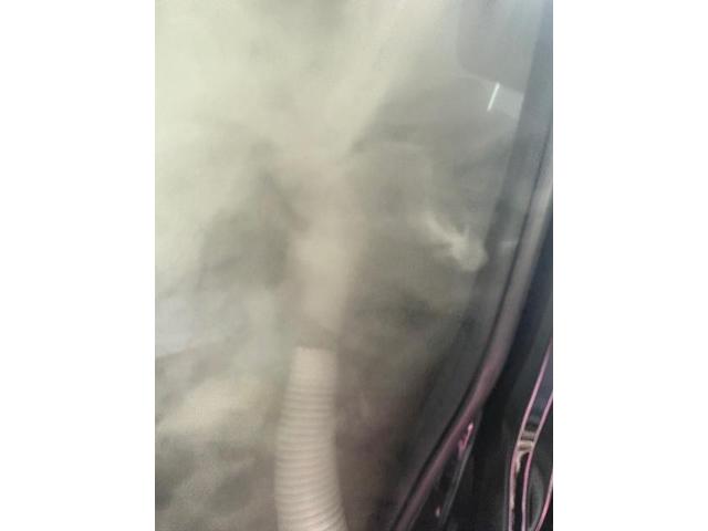 ハリアー　エアコンフィルター交換　ハリアーエアコン臭い　中古車の臭い　エバポレーター洗浄専門業者　愛車のエアコン掃除屋さん　カーエアコンクリーニング株式会社　トヨタ　ハリアー　電装系修理　沖縄福岡愛知名古屋埼玉東京千葉仙台長野茨城群馬