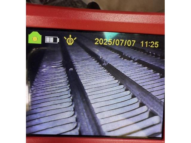 車のエアコン　ランクル　ランドクルーザー100　エバポレーター　エバポレーター洗浄　車エアコン臭い　車のエアコン効きを改善　トヨタ　ランドクルーザー１００　電装系修理　愛車のエアコン高圧洗浄