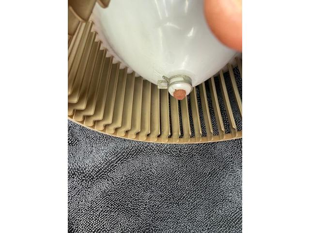 WRX S4エアコン　エアコンフィルター交換　エバポレーター洗浄　車のエアコン専門業者　愛車のエアコンを内視鏡一体型洗浄工具で高圧洗浄　スバル　ＷＲＸ Ｓ４　電装系修理　カーエアコンクリーニング株式会社　ピンクのおじさん