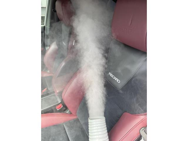 WRX S4エアコン　エアコンフィルター交換　エバポレーター洗浄　車のエアコン専門業者　愛車のエアコンを内視鏡一体型洗浄工具で高圧洗浄　スバル　ＷＲＸ Ｓ４　電装系修理　カーエアコンクリーニング株式会社　ピンクのおじさん