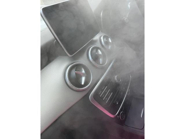 ベンツ　CLA250 エアコン臭い　ベンツエバポレーター洗浄　車のエアコン臭いの原因　愛車のエアコン掃除屋さん　カーエアコンクリーニング株式会社　ベンツエアコン掃除　メルセデス・ベンツ　ＣＬＡクラス　電装系修理　車内クリーニング