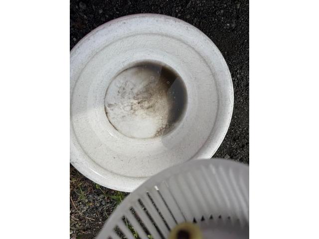 エスクァイアエアコンフィルター交換やり方　エスクァイア中古車エバポレーター洗浄金額　エバポレーター洗浄料金比較　車内クリーニング　エバポレーター洗浄　車のエアコン臭いの原因　　トヨタ　エスクァイア　電装系修理