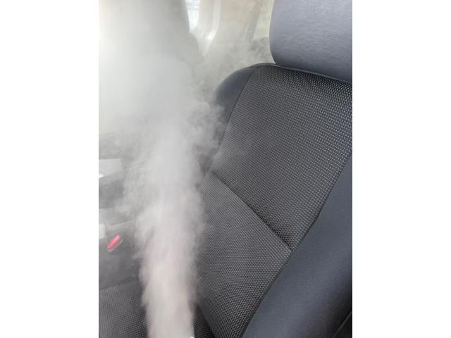 カーエアコンクリーニング株式会社　車のエアコン洗浄　車のエアコン効きを改善　車のエアコン臭いの原因を本格的に洗浄　トヨタ　ＦＪクルーザー　電装系修理　エアコン修理　エバポレーター洗浄